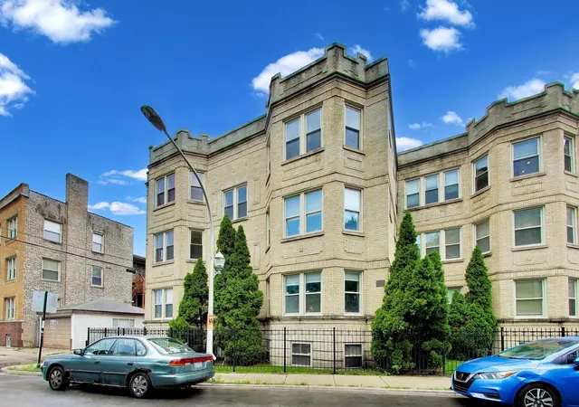 4852-n-sacramento-ave-g-chicago-il-60625/hzid_be9d1805