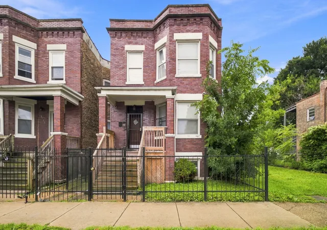 4833-w-gladys-ave-chicago-il-60644/hzid_5229d647