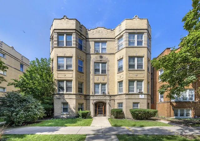 6318-n-artesian-ave-203-chicago-il-60659/hzid_3733db12
