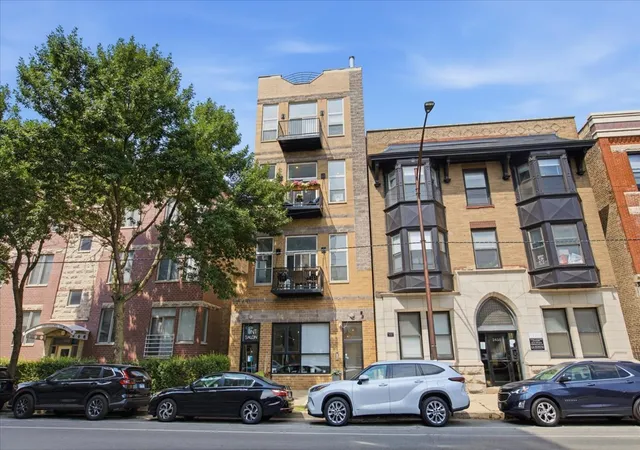 2448-n-southport-ave-3-chicago-il-60614/hzid_8a273717