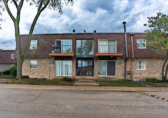 775-grove-dr-207-buffalo-grove-il-60089/hzid_e6c50427