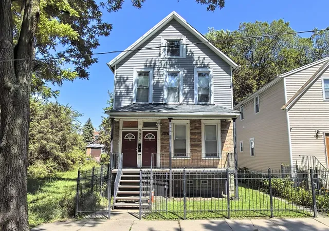 7927-s-parnell-ave-chicago-il-60620/hzid_6dd48176
