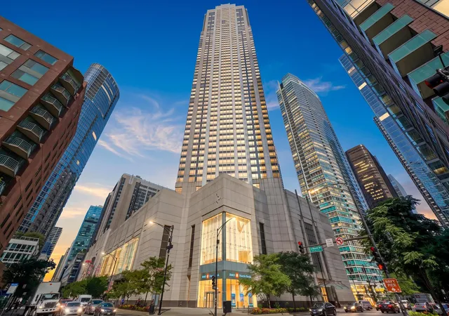 512-n-mcclurg-ct-2611-chicago-il-60611/hzid_6ecdb3c4