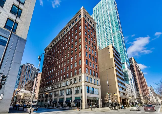 888-s-michigan-ave-601-chicago-il-60605/hzid_fabc18a4