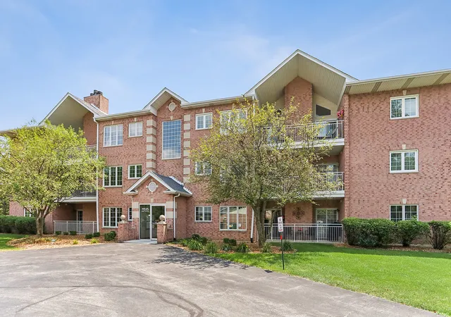 11535-settlers-pond-way-3b-orland-park-il-60467/hzid_2bd1f990