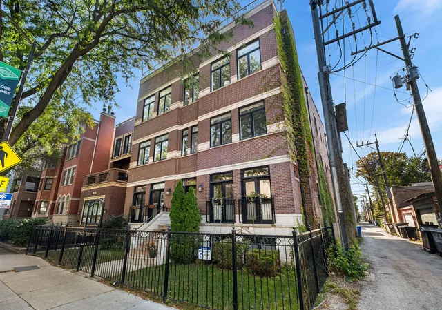 3340-n-damen-ave-2s-chicago-il-60618/hzid_bfd2690f