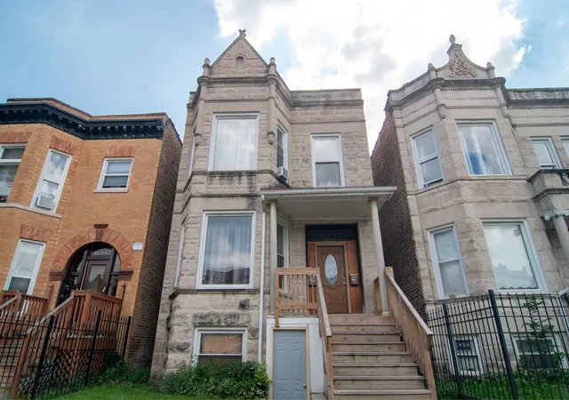 4331-w-adams-st-chicago-il-60624/hzid_0487e446