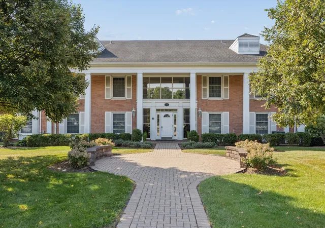112-carriage-way-dr-110a-burr-ridge-il-60527/hzid_eb9413ea