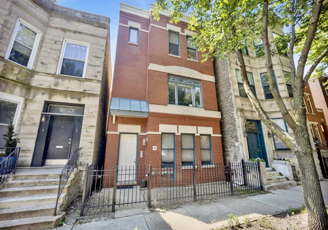 1311-w-fillmore-st-a-chicago-il-60607/hzid_6a17e87f