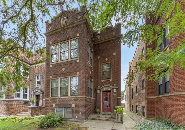 5353-n-spaulding-ave-chicago-il-60625/hzid_837f8ff2
