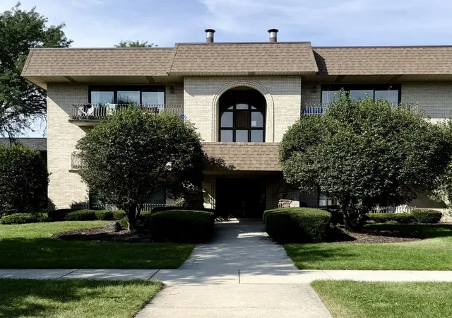 7428-w-153rd-street-2-orland-park-il-60462/hzid_dce3f8e1