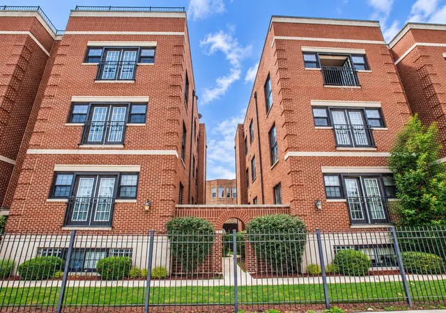 543-e-43rd-street-2e-chicago-il-60653/hzid_774c88c0