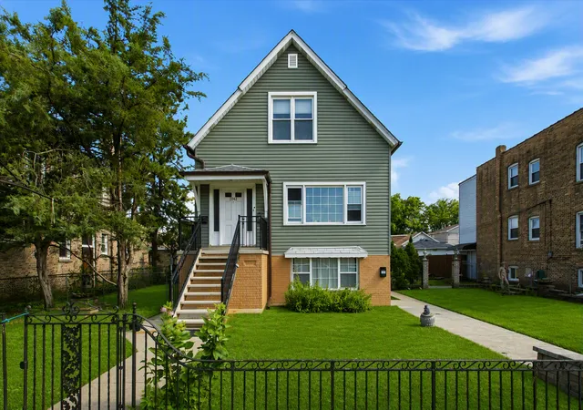 6042-w-addison-st-chicago-il-60634/hzid_802bd69b