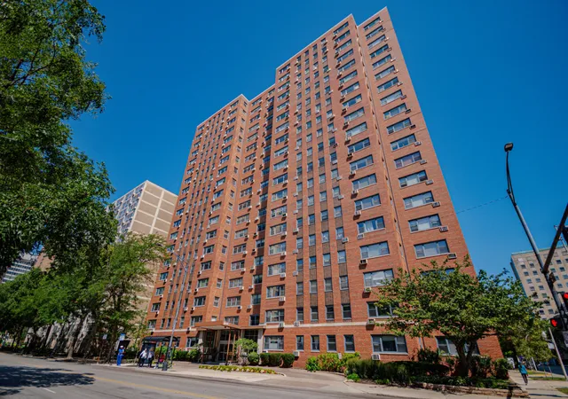2909-n-sheridan-rd-1705-chicago-il-60657/hzid_07a5808d