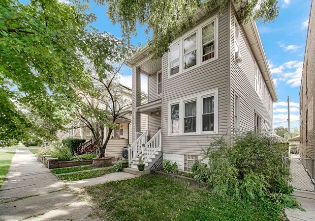 5111-w-henderson-st-chicago-il-60641/hzid_e8244ed8