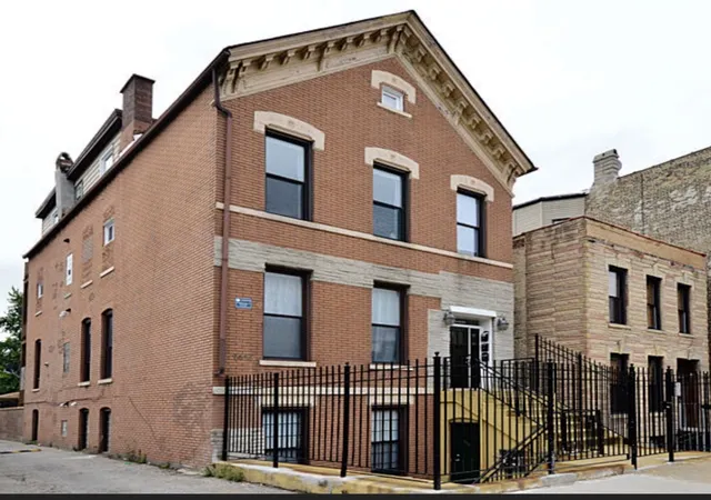 1415-w-augusta-blvd-chicago-il-60642/hzid_acf3bc14