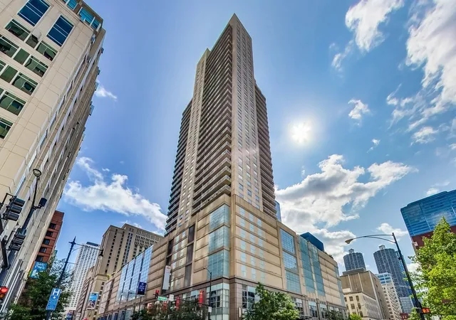545-n-dearborn-st-1703-chicago-il-60654/hzid_c01a5d6d
