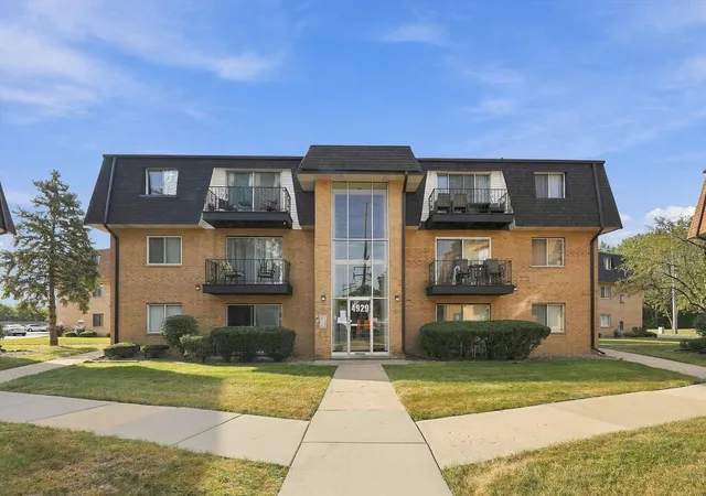 4929-w-109th-street-101-oak-lawn-il-60453/hzid_83d43f59