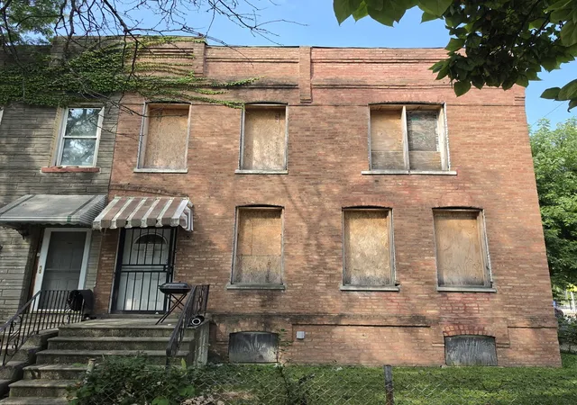 10600-s-langley-ave-chicago-il-60628/hzid_6cda5acd