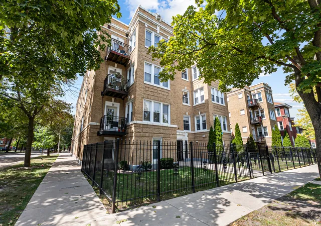 4902-n-drake-ave-3-chicago-il-60625/hzid_ef114a57