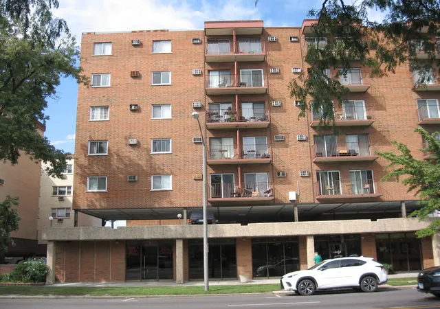 7830-w-north-ave-705-elmwood-park-il-60707/hzid_ae03c962