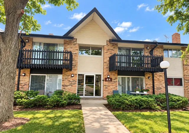 4a-kingery-quarter-203-willowbrook-il-60527/hzid_0b365111