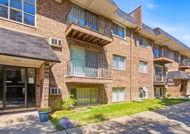 215-s-hale-st-6a-addison-il-60101/hzid_187ef409