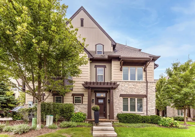 636-parkside-ct-libertyville-il-60048/hzid_0c658c74