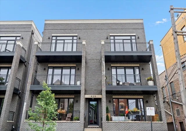 815-n-paulina-st-2n-chicago-il-60622/hzid_bc0932eb