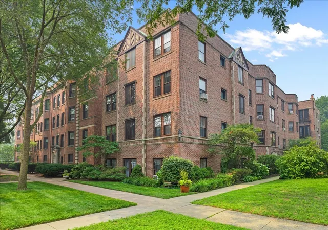 814-michigan-ave-2e-evanston-il-60202/hzid_189c4e55