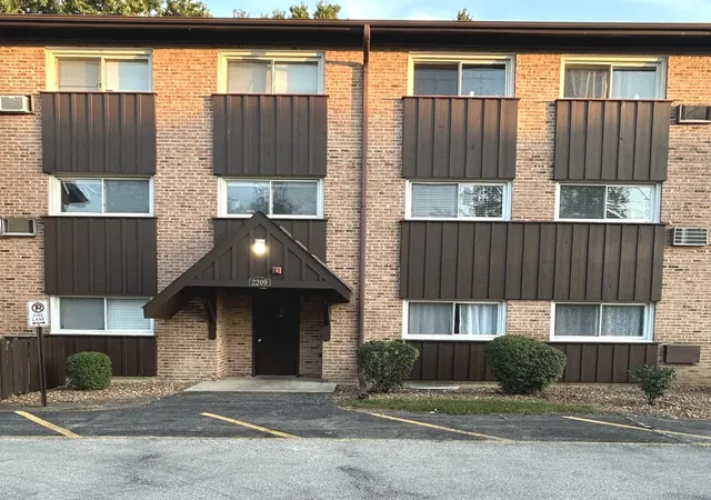 2209-arbor-cir-25-downers-grove-il-60515/hzid_41d8a640