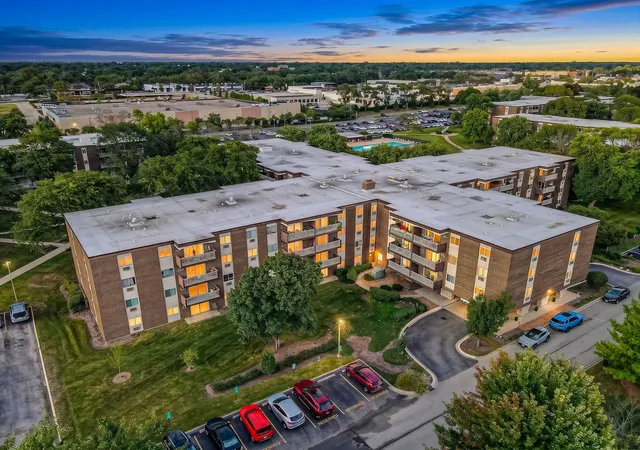 1311-s-finley-rd-316-lombard-il-60148/hzid_5d160d19