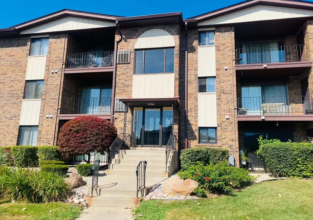 13933-laramie-ave-217-crestwood-il-60418/hzid_b5a78741