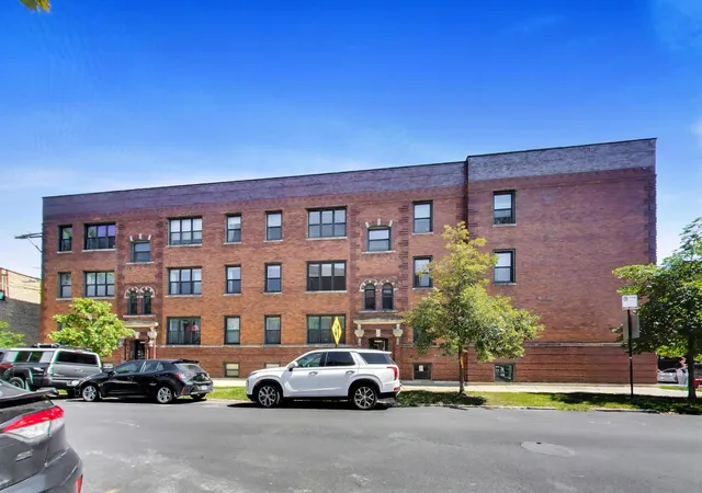 5605-n-glenwood-ave-3-chicago-il-60660/hzid_eaad64d7