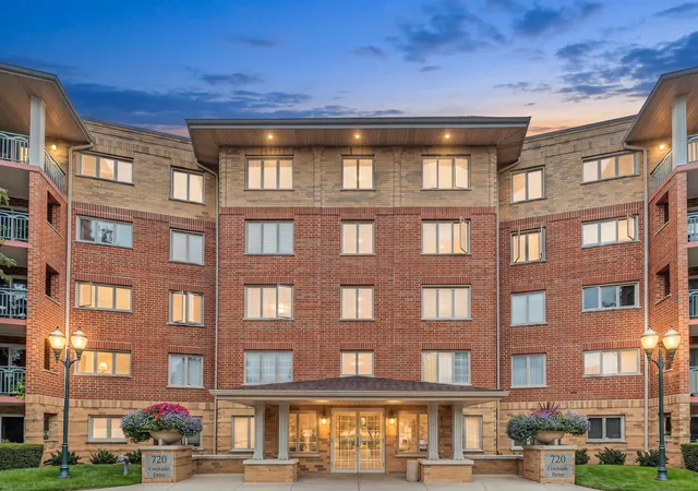 720-creekside-dr-303-mount-prospect-il-60056/hzid_37e00cd1
