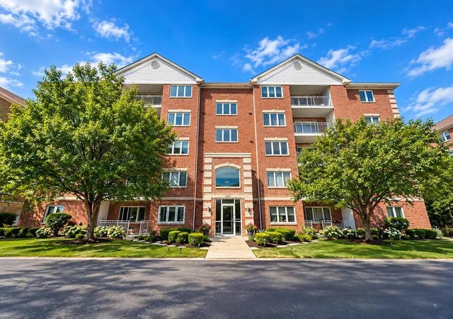 5500-w-115th-street-204-oak-lawn-il-60453/hzid_8e540c04