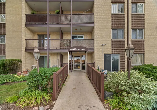640-murray-ln-312-des-plaines-il-60016/hzid_7438f141
