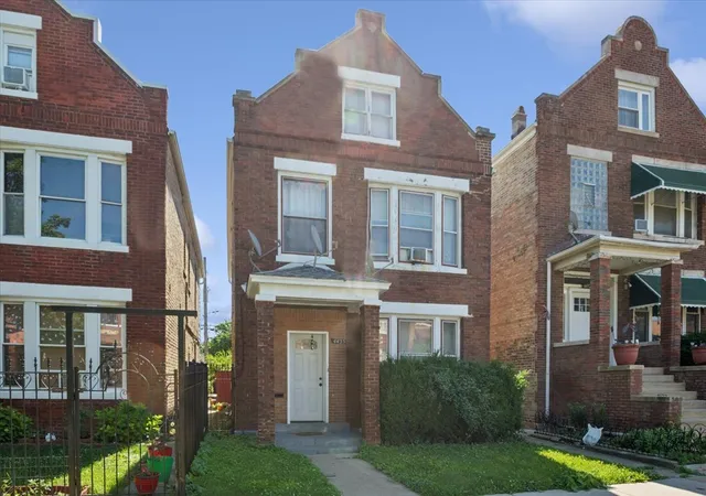 4435-s-campbell-ave-chicago-il-60632/hzid_480c5527