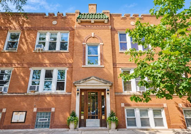 3524-n-lawndale-ave-1g-chicago-il-60618/hzid_2186cde7