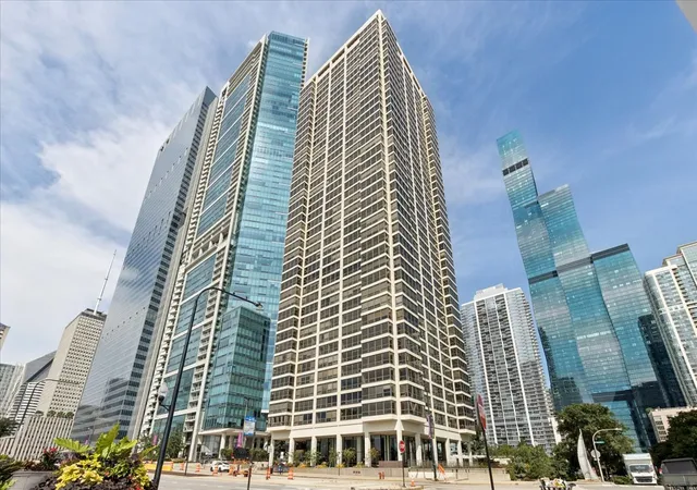 360-e-randolph-st-3205-chicago-il-60601/hzid_3fa3de43