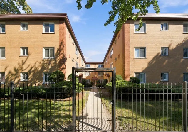 1626-w-greenleaf-ave-1e-chicago-il-60626/hzid_bc7f3673