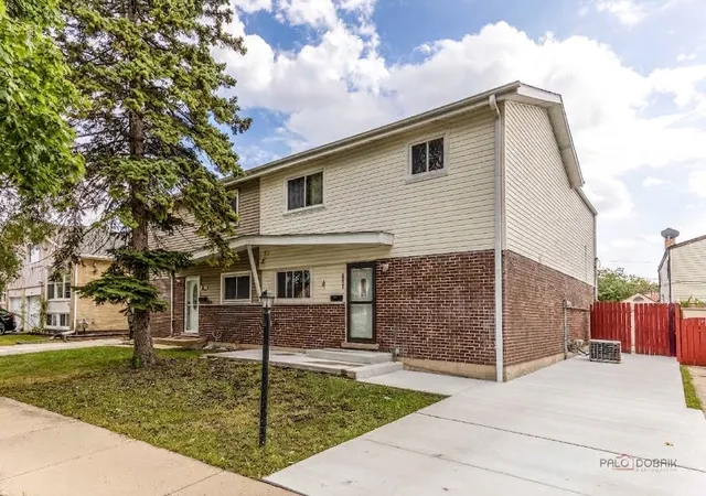 9105-hollyberry-ave-des-plaines-il-60016/hzid_30df5c3b