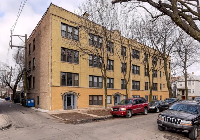 4014-n-spaulding-ave-2-chicago-il-60618/hzid_24f02f56