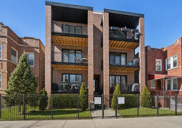 3340-n-lawndale-ave-1n-chicago-il-60618/hzid_b04e9066