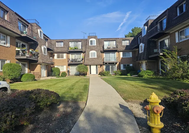 1903-golf-rd-1b-mount-prospect-il-60056/hzid_b9bafc6a