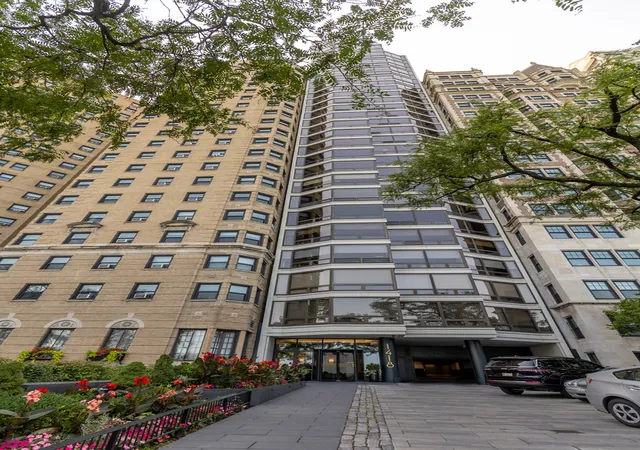 1418-n-lake-shore-dr-28-chicago-il-60610/hzid_99a5459d