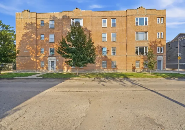 2121-n-saint-louis-ave-3s-chicago-il-60647/hzid_105622b8