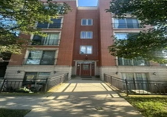 2741-w-congress-pkwy-3e-chicago-il-60612/hzid_a9f6a1e2