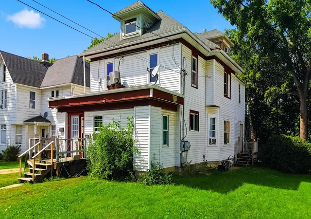 715-west-2nd-dixon-il-61021/hzid_b89c9396