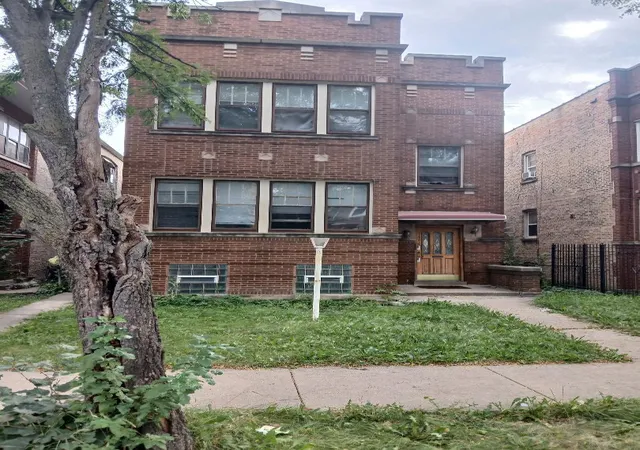 1421-n-austin-blvd-chicago-il-60651/hzid_68b3eadc